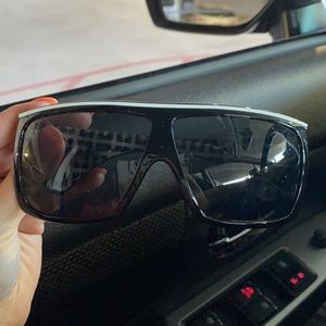 Dragon Alliance  suns glasses
